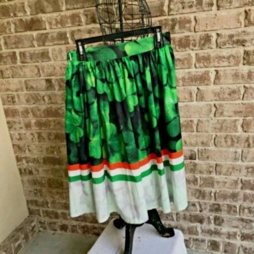 Vintage Shamrock Skirt Ireland Colors 30" Waist Flared Side Zip St Patr… - Picture 1 of 11